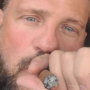 Meet your Posher, Jeffrey